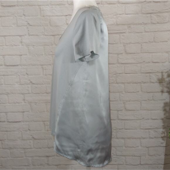 Kaari Blue Womens Grey V Neck Contrast Satin Silky Back Hi Low Top Tee Shirt XS - Picture 6 of 11
